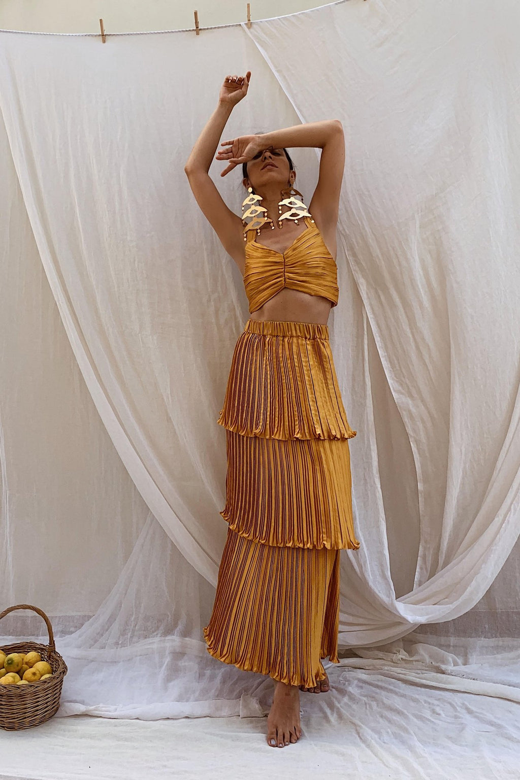 DORIC Crop Top