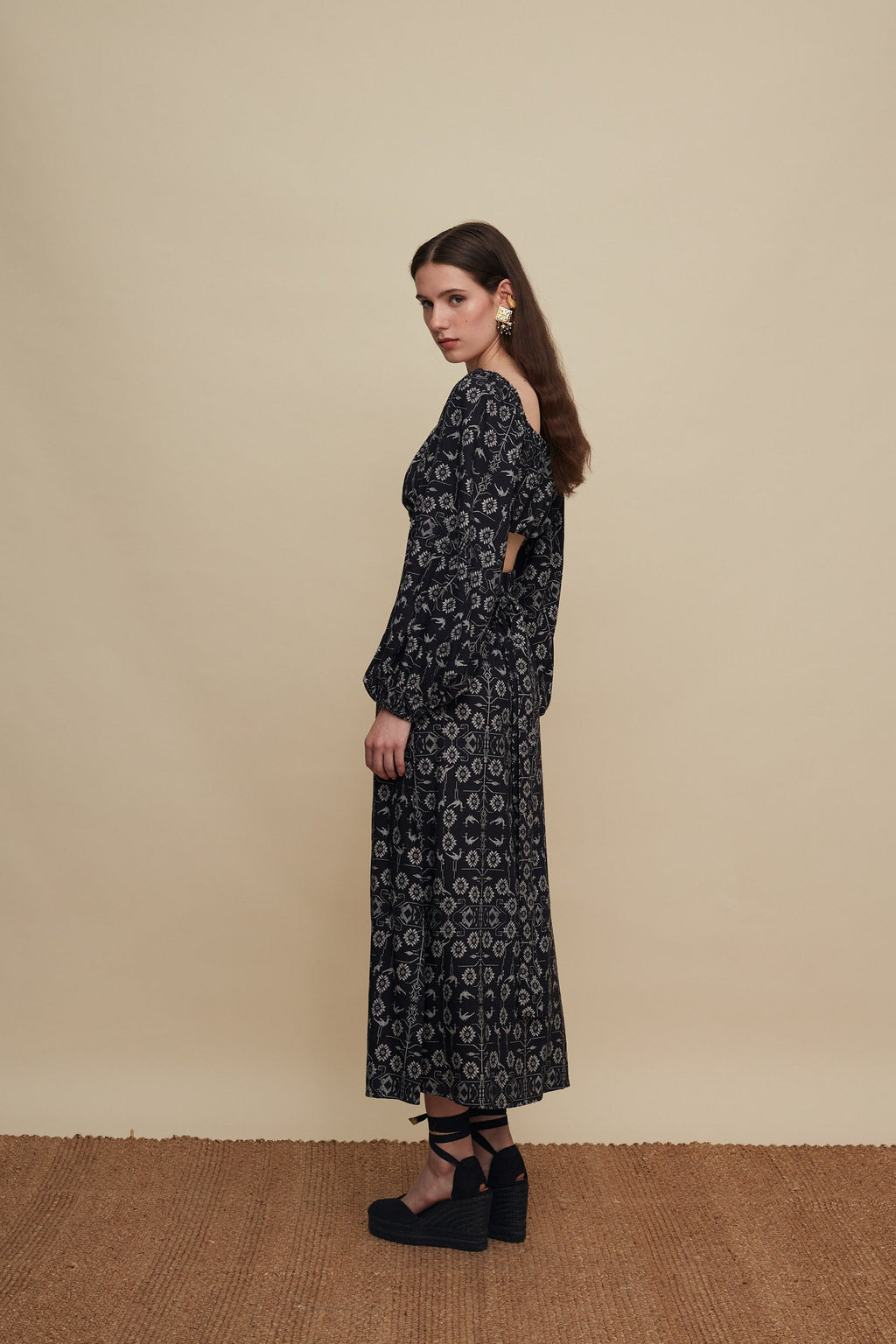 ANOGIA SKIRT (TREE OF LIFE B/W PRINT)
