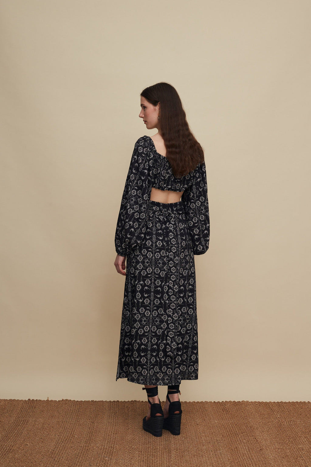 CRETA CROP TOP (TREE OF LIFE B/W PRINT)