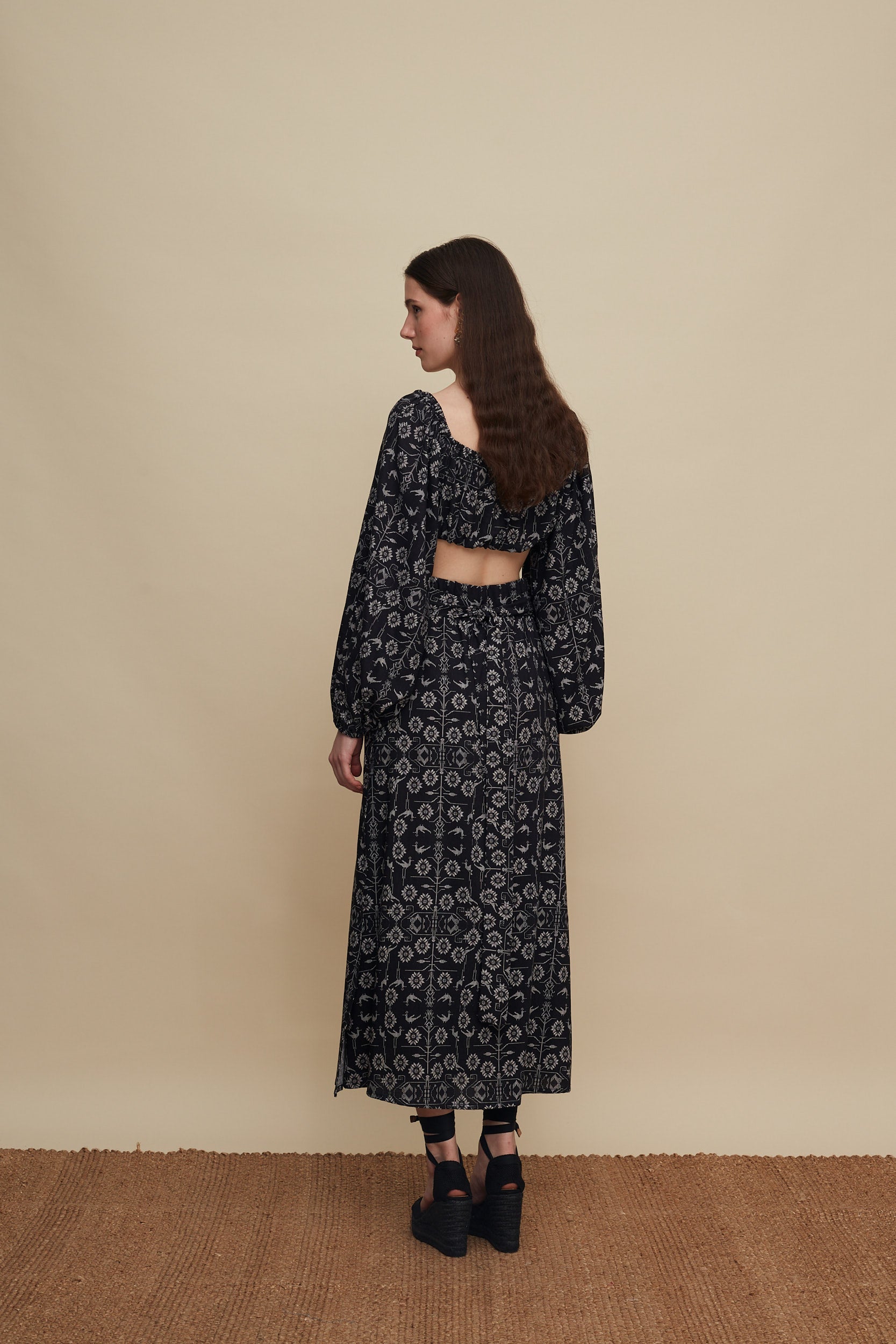 CRETA CROP TOP (TREE OF LIFE B/W PRINT)