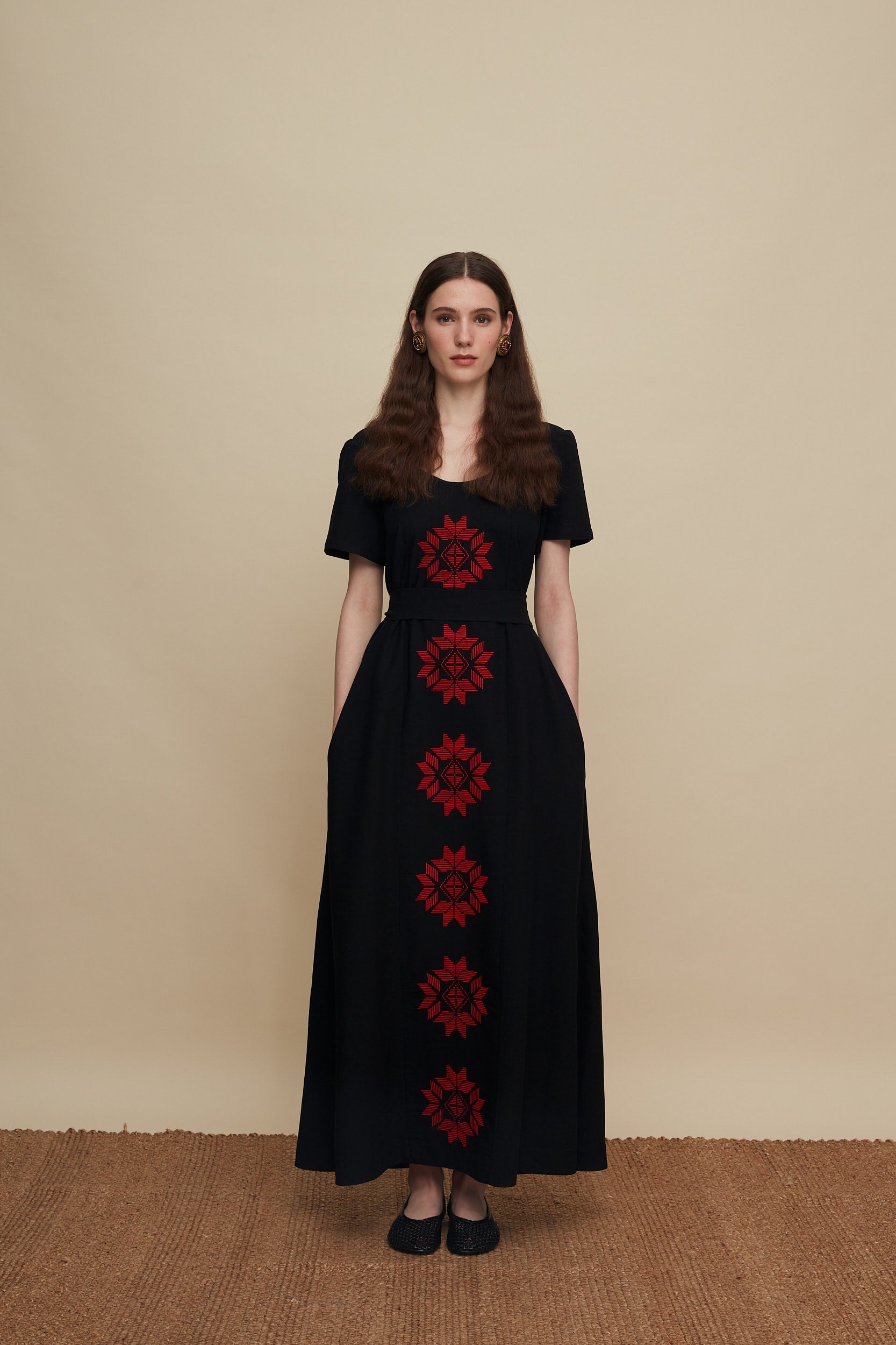 MALEVIZION MAXI DRESS (BLACK EMBROIDERED)