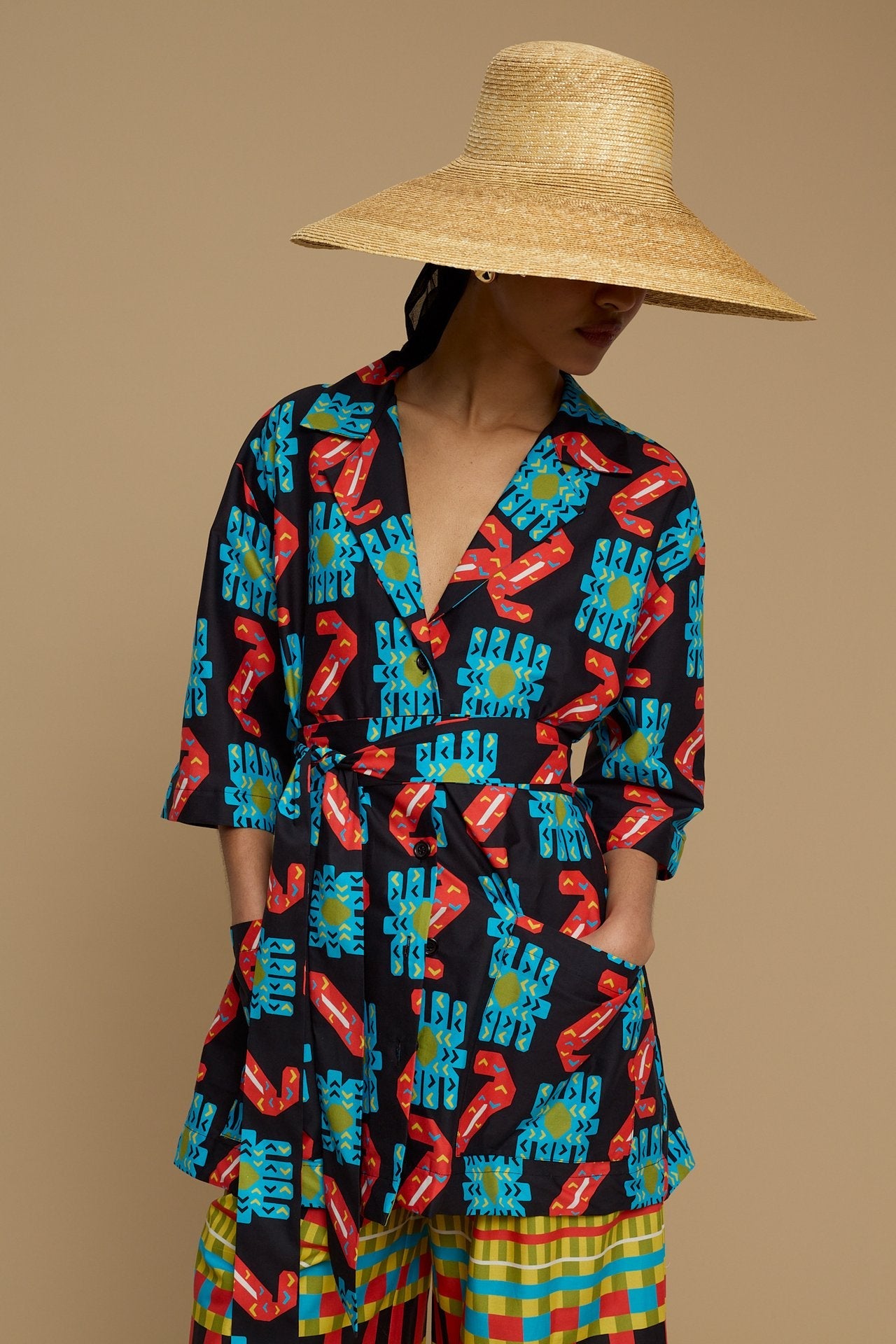 SHIRT KOUFONISI (NAXOS CUSHION MULTI BLACK PRINT)