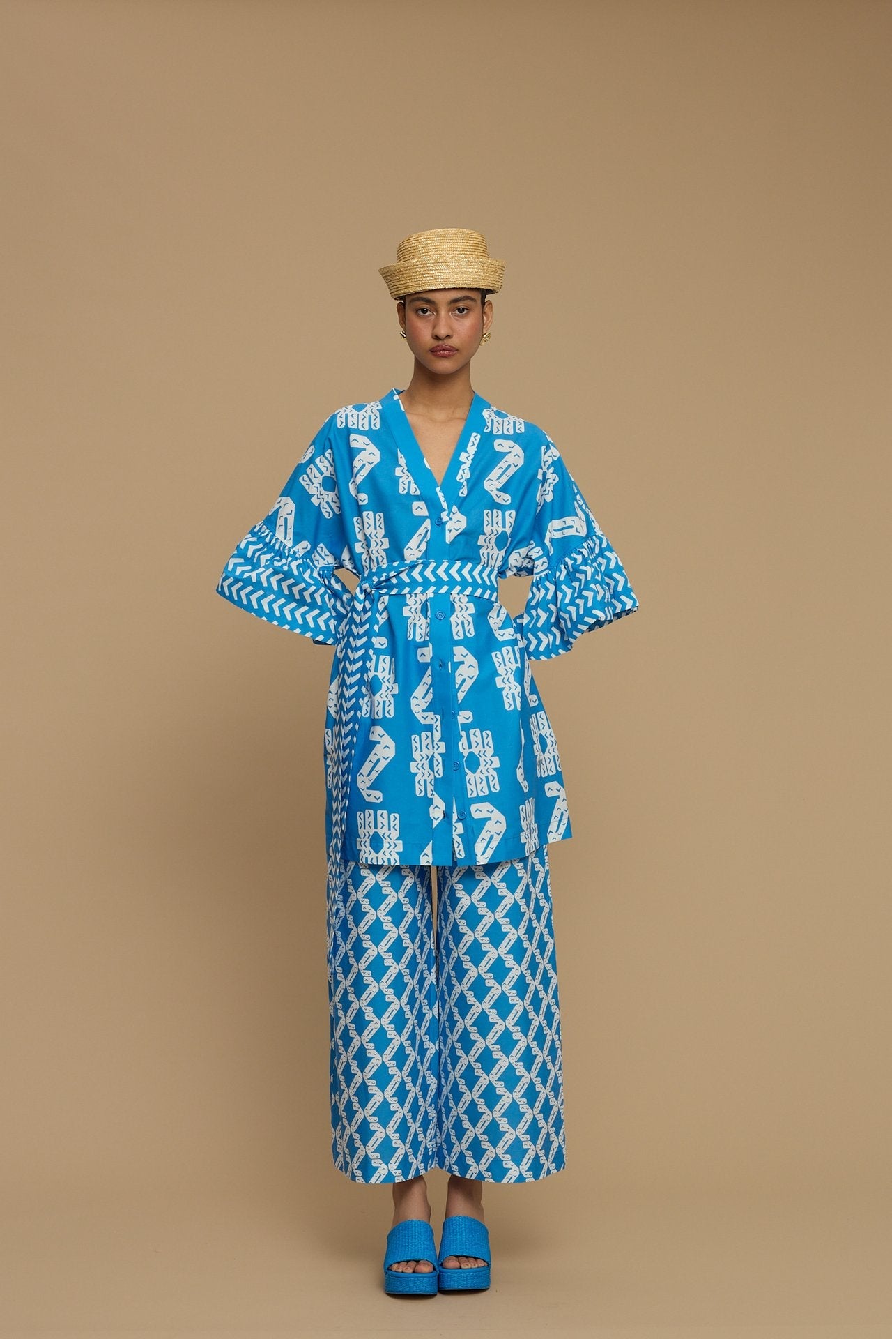 KIMONO AMORGOS (NAXOS CUSHION BLUE&WHITE PRINT)