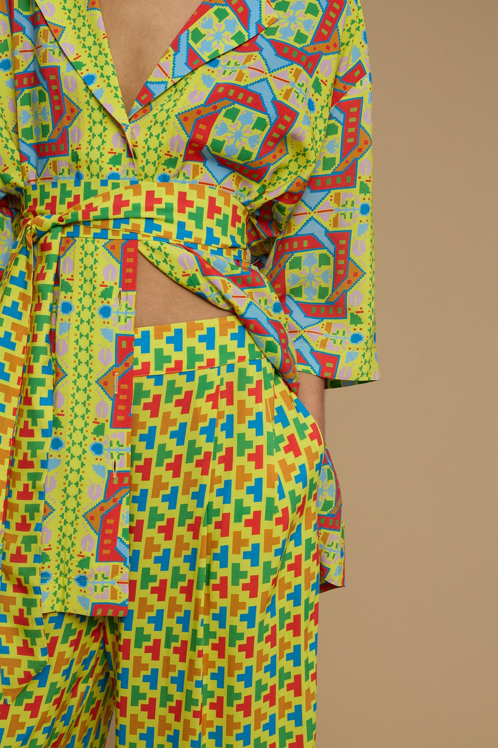PANTS AMORGOS (AMORGOS RECTANGULAR YELLOW PRINT)