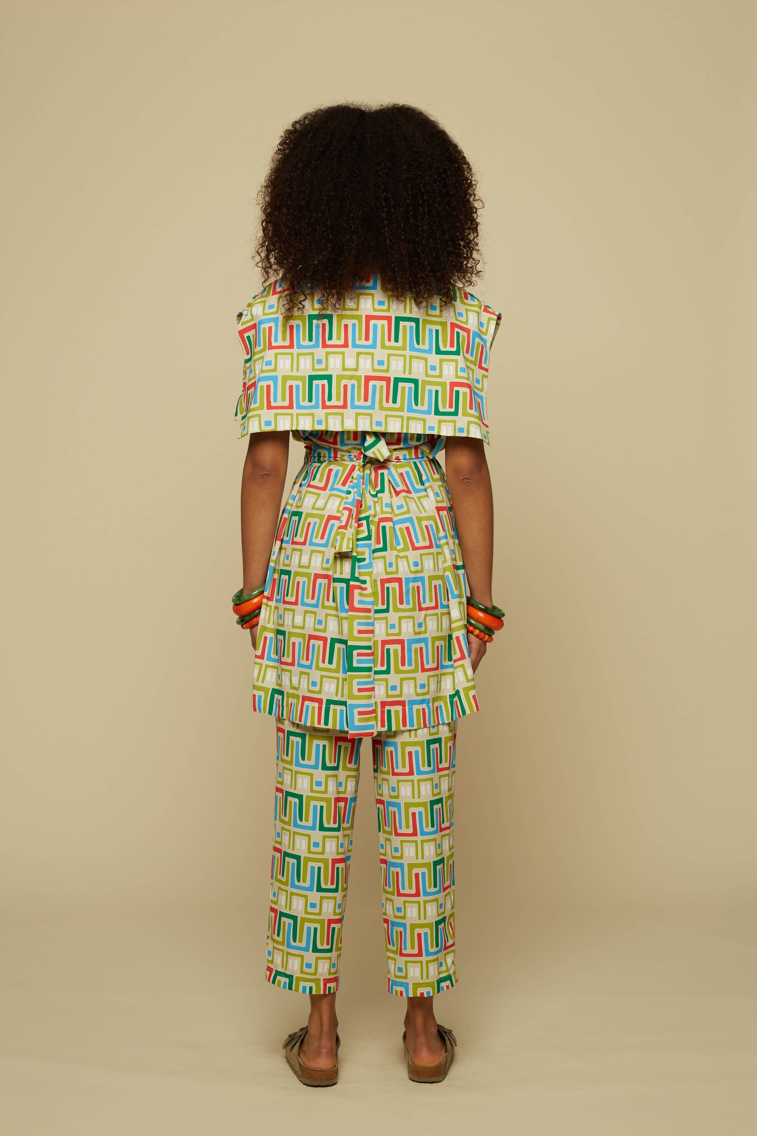 HENIOCHUS PANTS (BEIGE ABSTRACT LABYRINTH PRINT)