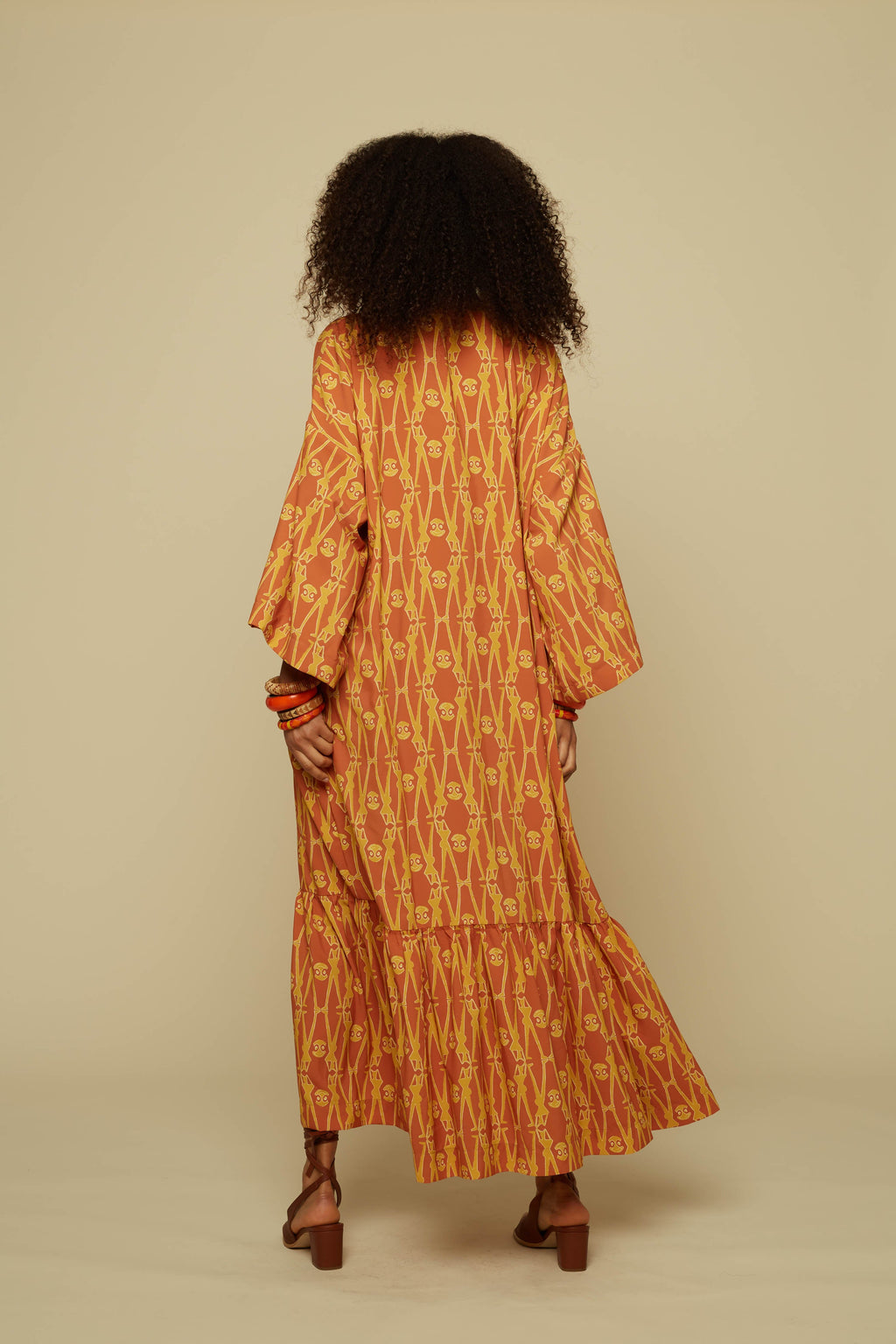 ALOGON MAXI DRESS (BROWN GEO PEOPLE PRINT)