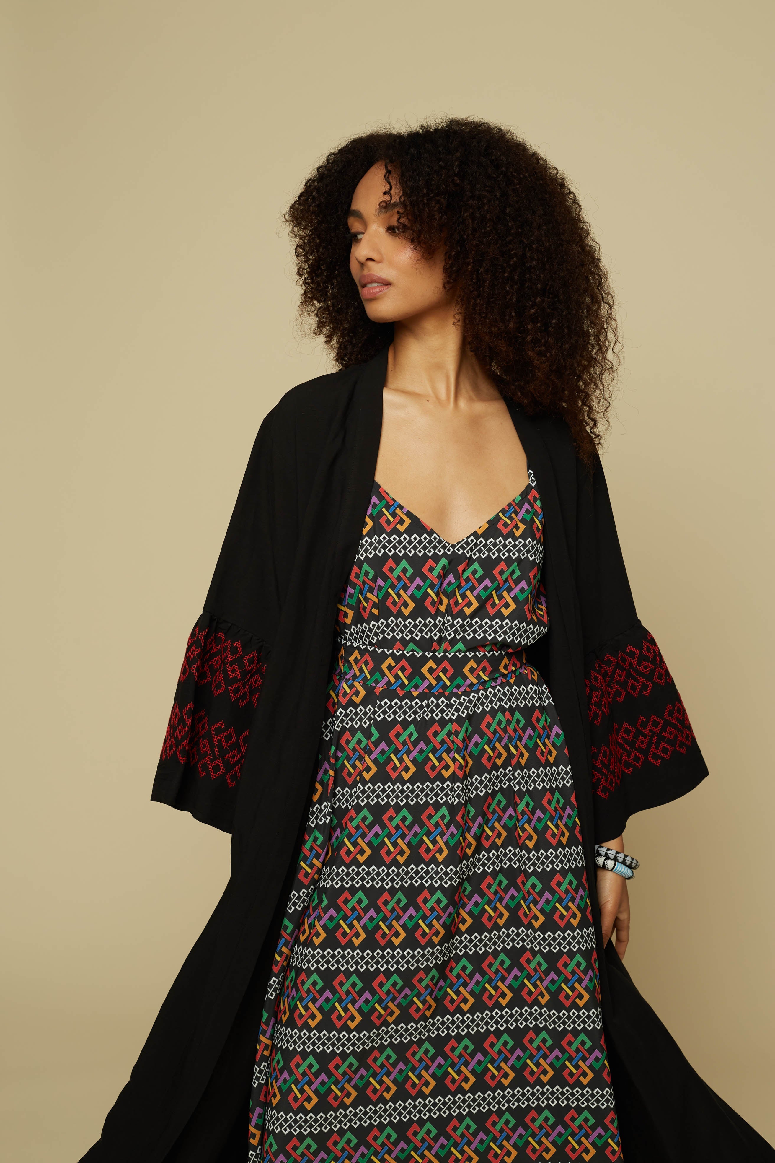 KIMONO ATTICO (BLACK/RED EMBROIDERED)