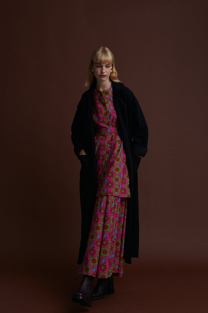 VOUKOLIKON OVERCOAT (BLACK)