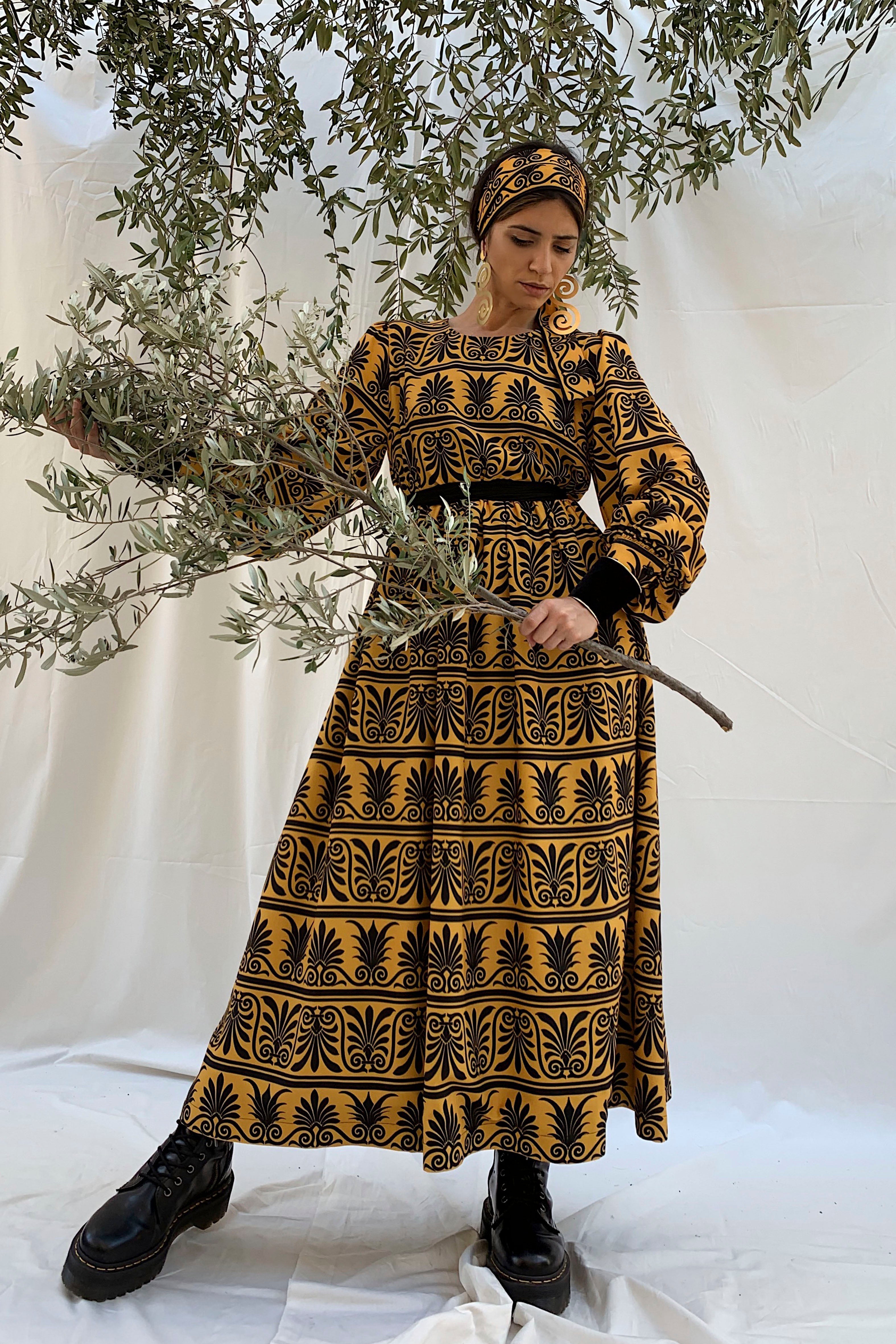 AKROKERAMON Dress