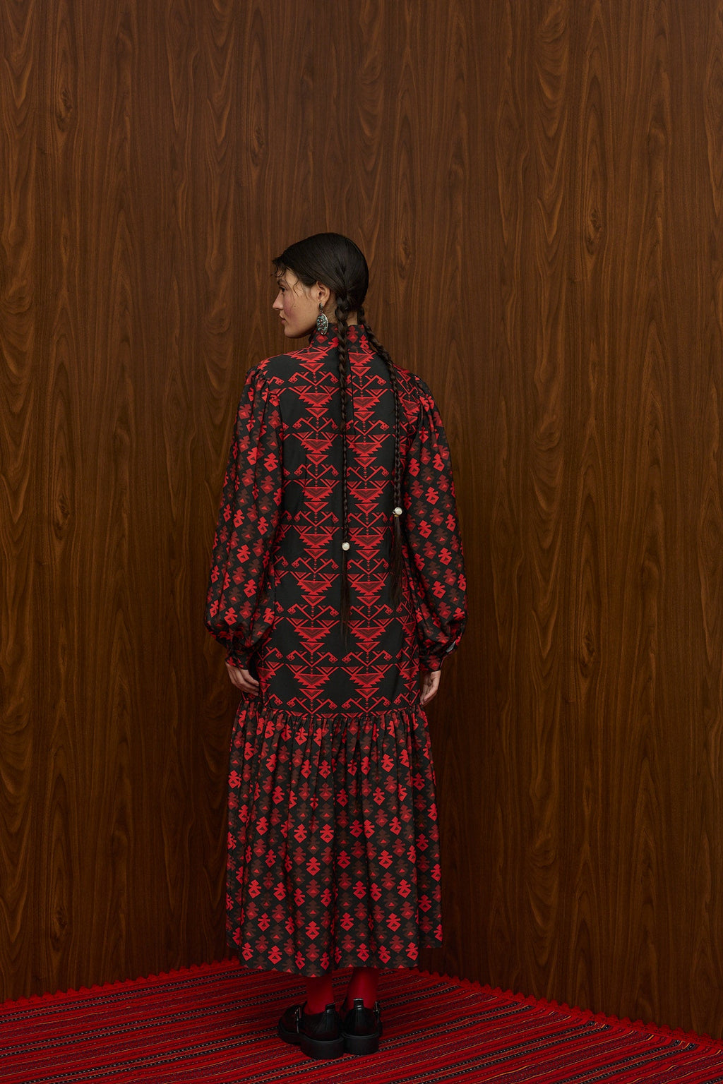 FLOKATI MAXI DRESS (RUMPE BLACK/RED PRINT)