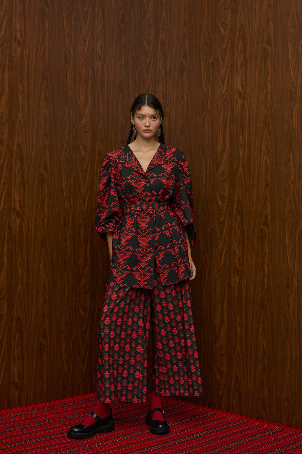 BERDES SHIRT (RUMPE BLACK/RED PRINT)