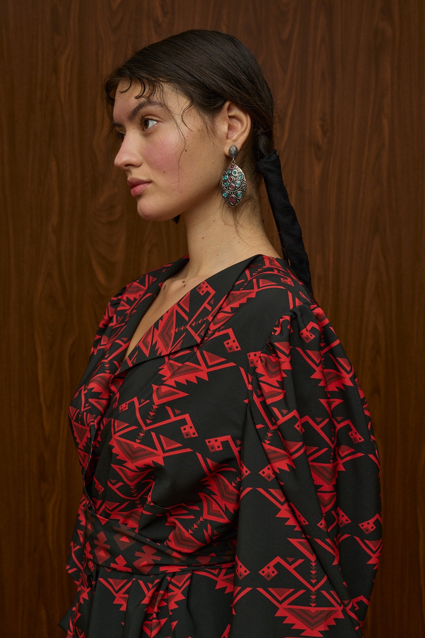 BERDES SHIRT (RUMPE BLACK/RED PRINT)