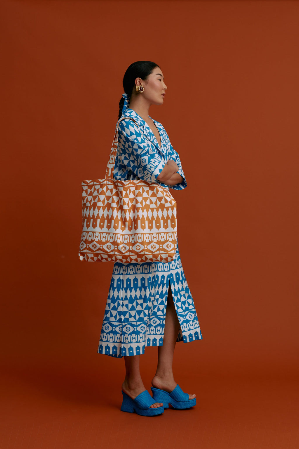 TOTE BAG (Pyrgousika white motifs orange)