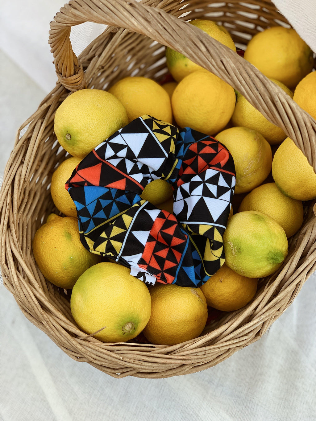 TRIANGLE Scrunchie