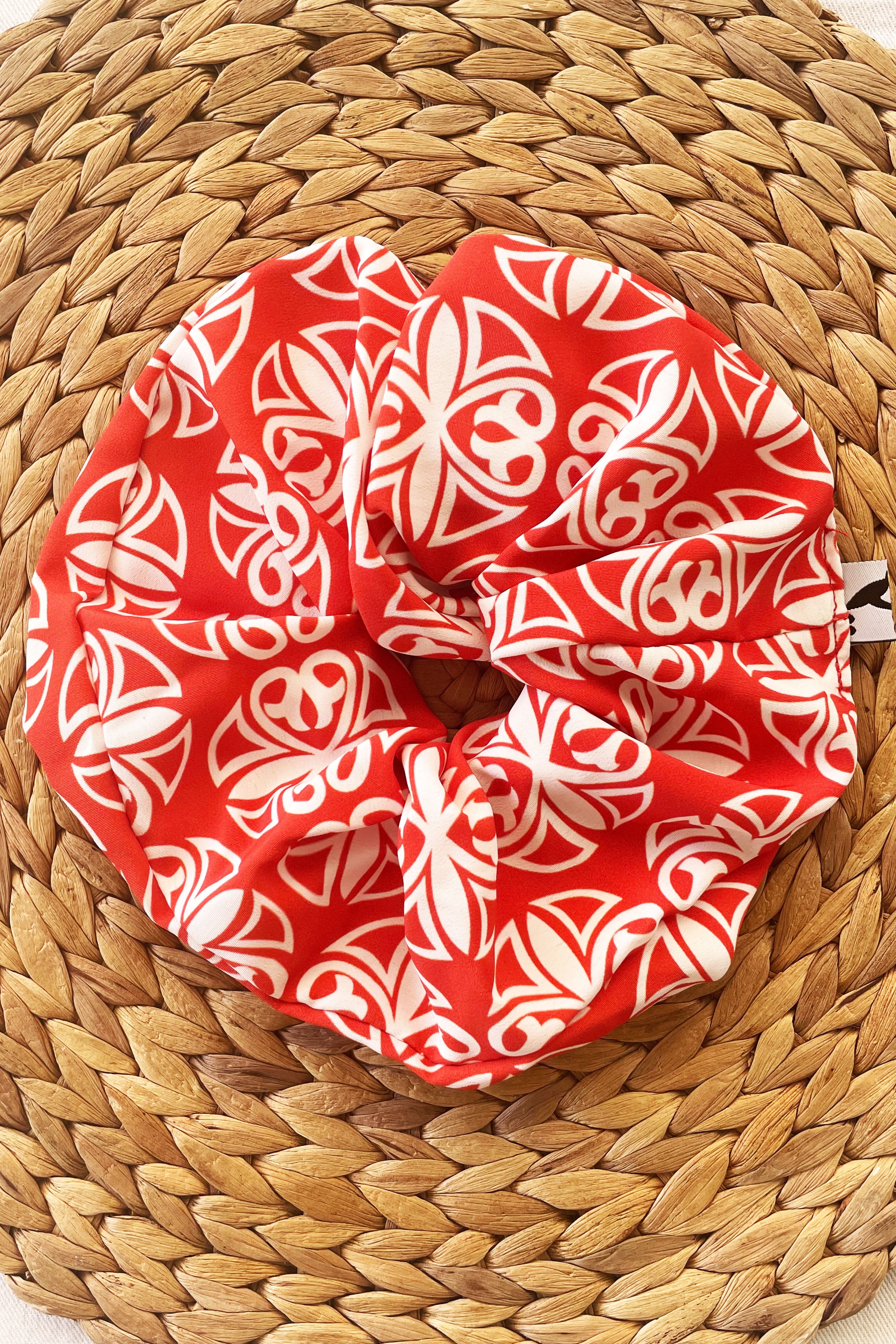 SKYRIANA ROUND RED Scrunchie (Max Size)