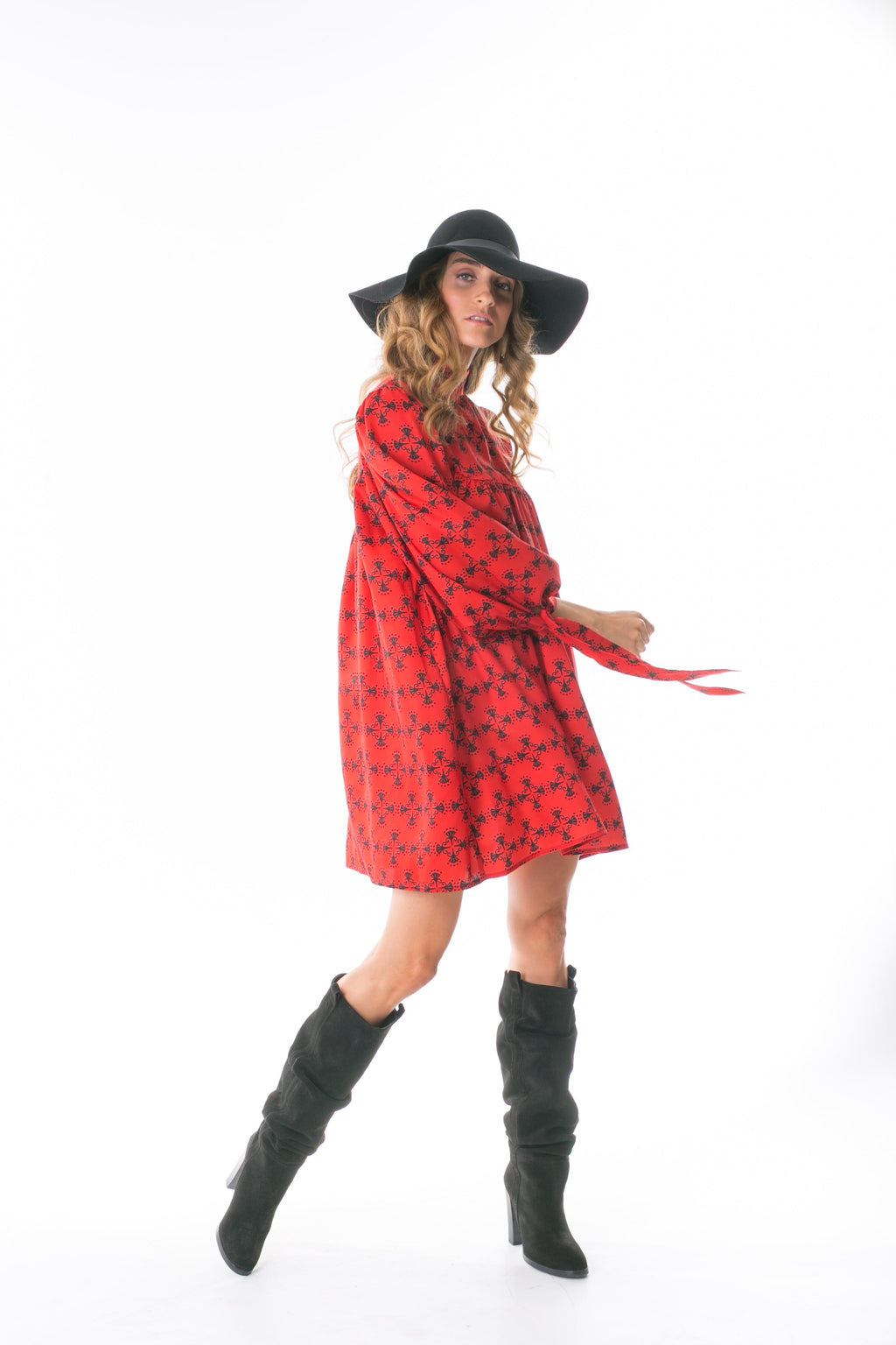 KRINON Dress in Red/Black
