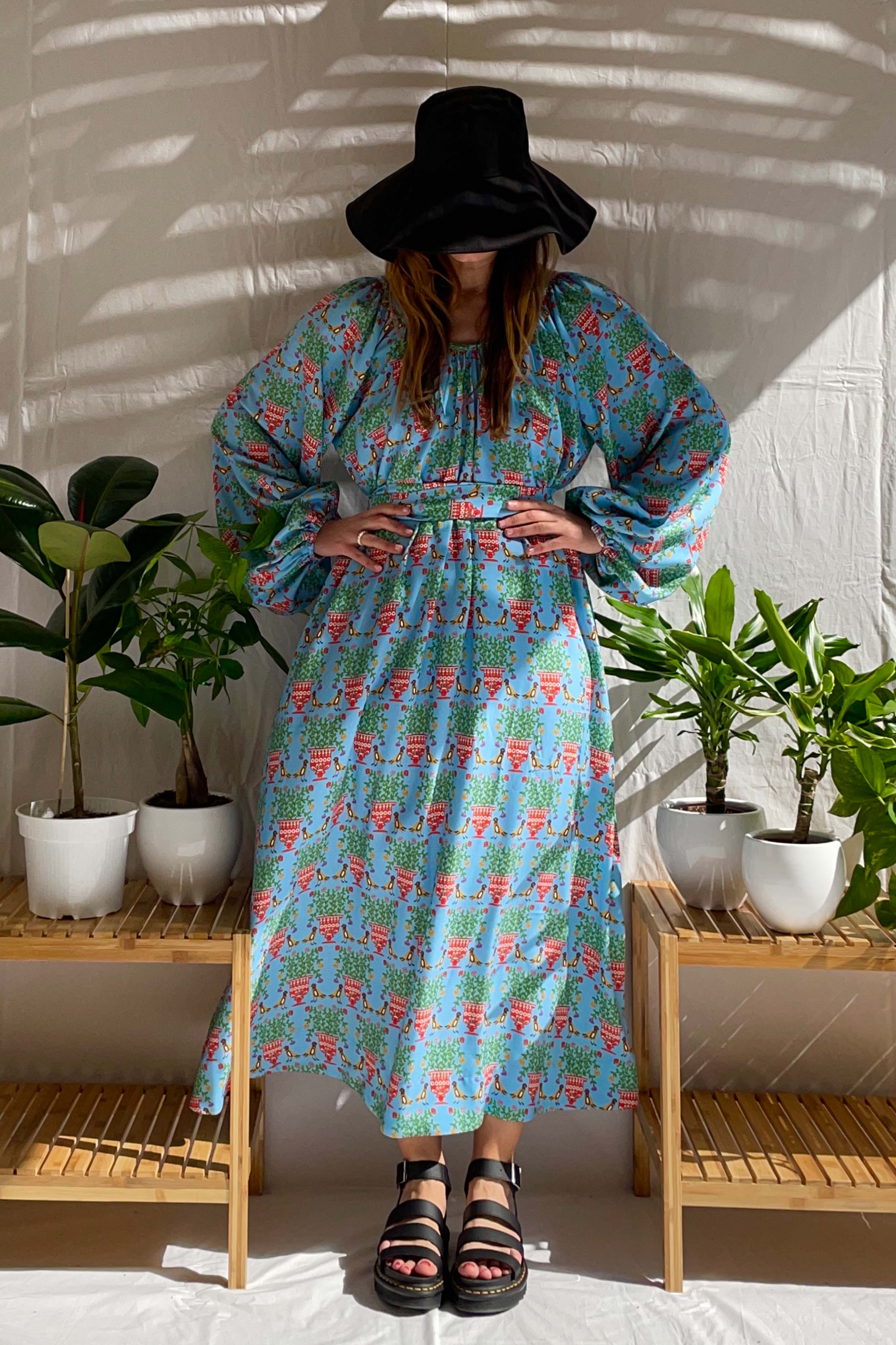 VLACHA Dress (Birds&Vase Blue Print)