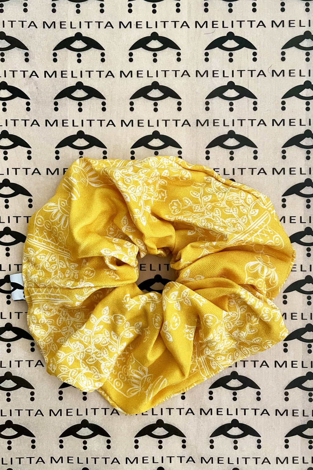Yellow Vase Scrunchie (Max Size)