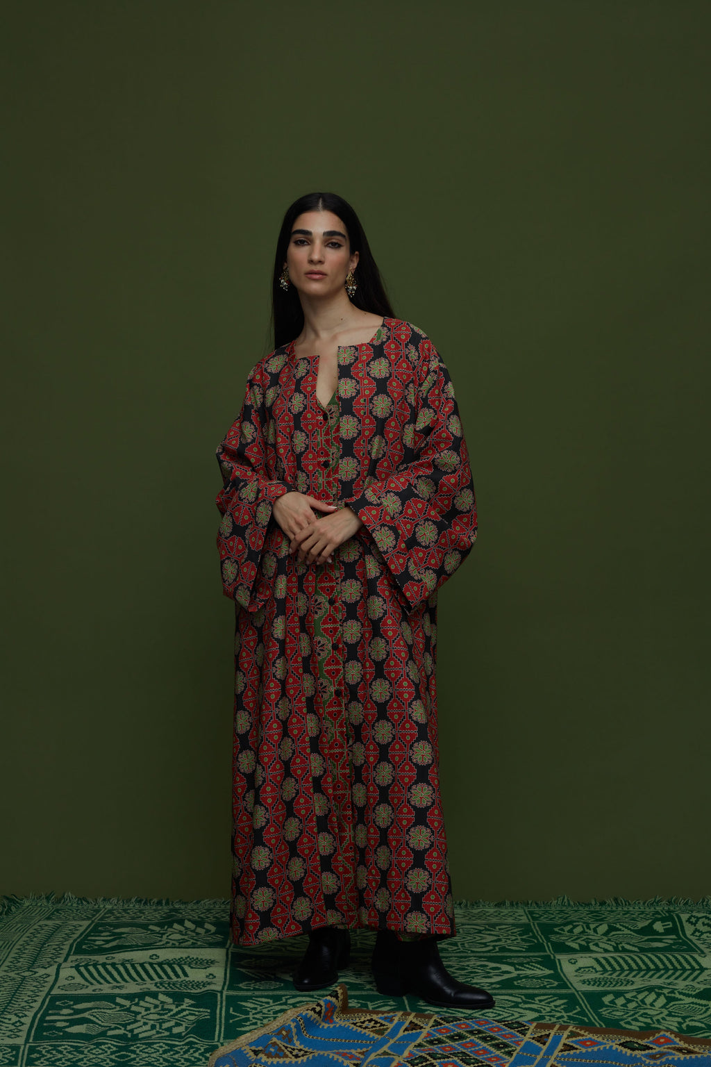 TAPIS OVERCOAT (KYNOURIA BLACK PRINT)