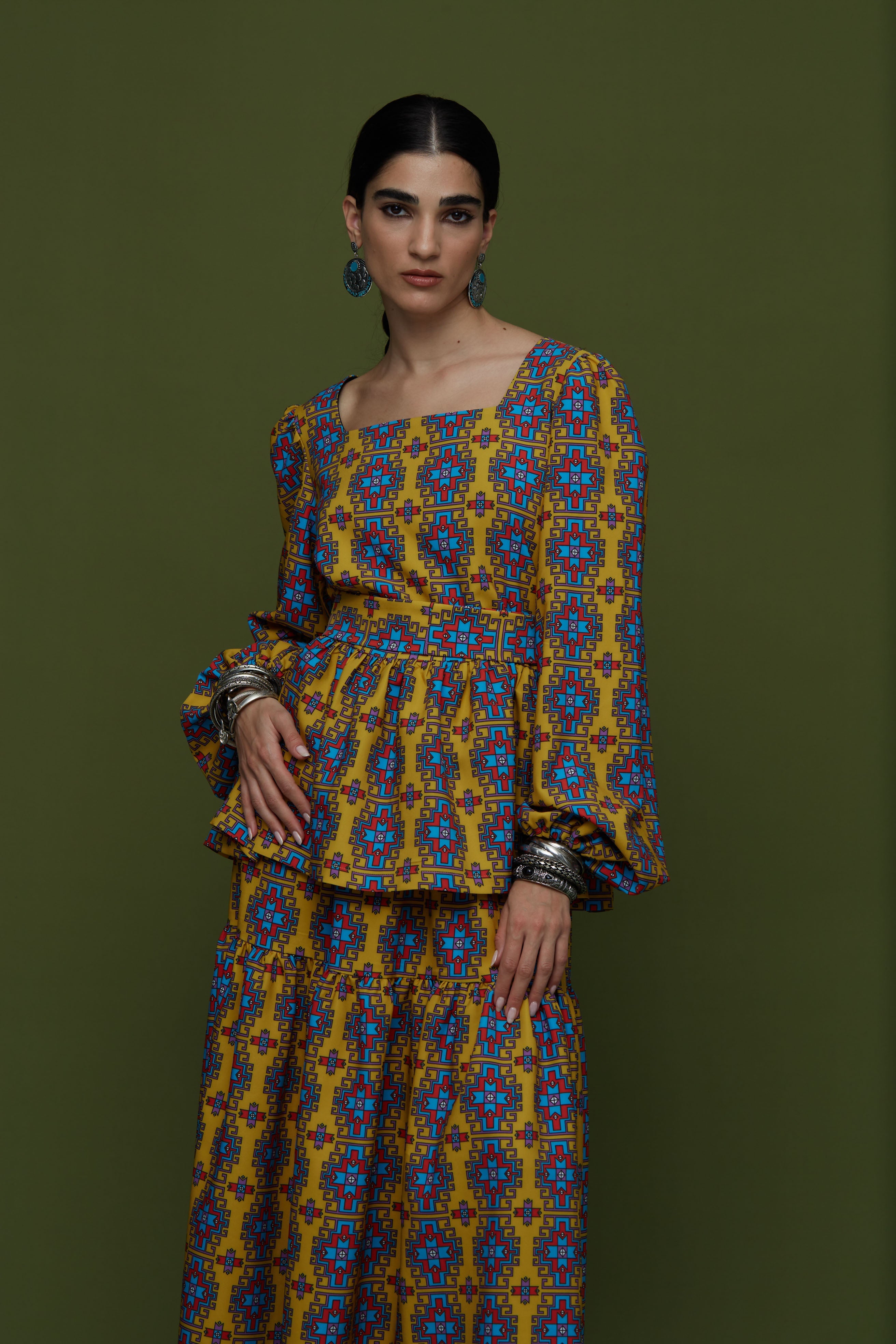ARGALIOS TOP (LEONIDIO MUSTARD PRINT)
